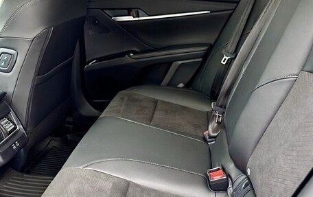 Toyota Camry, 2024 год, 4 100 000 рублей, 14 фотография