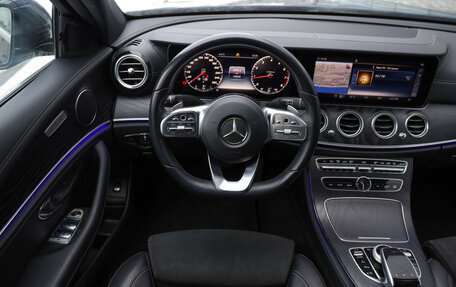 Mercedes-Benz E-Класс, 2018 год, 3 149 000 рублей, 11 фотография