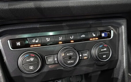 Volkswagen Tiguan II, 2020 год, 2 750 000 рублей, 11 фотография