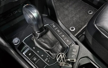 Volkswagen Tiguan II, 2020 год, 2 750 000 рублей, 17 фотография