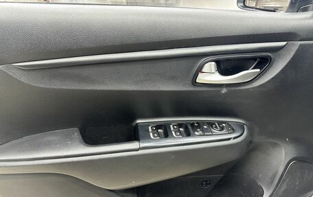 KIA Rio IV, 2019 год, 1 099 000 рублей, 11 фотография