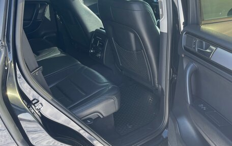 Volkswagen Touareg III, 2010 год, 2 300 000 рублей, 13 фотография