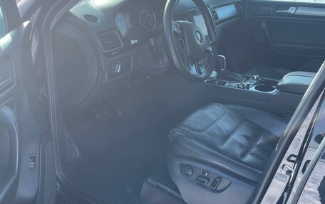 Volkswagen Touareg III, 2010 год, 2 300 000 рублей, 16 фотография