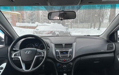 Hyundai Solaris II рестайлинг, 2011 год, 680 000 рублей, 9 фотография