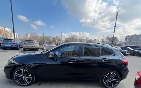 BMW 1 серия, 2020 год, 2 300 000 рублей, 8 фотография