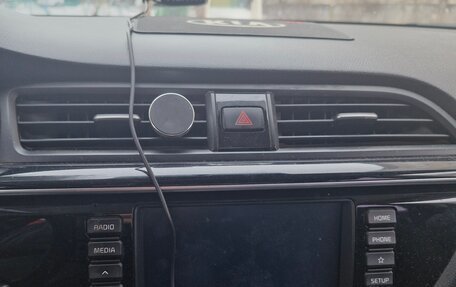 KIA Rio IV, 2018 год, 1 000 000 рублей, 7 фотография