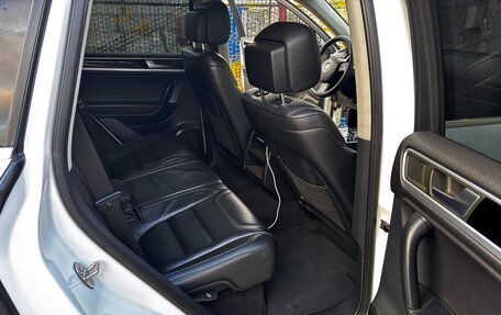 Volkswagen Touareg III, 2012 год, 1 687 000 рублей, 10 фотография