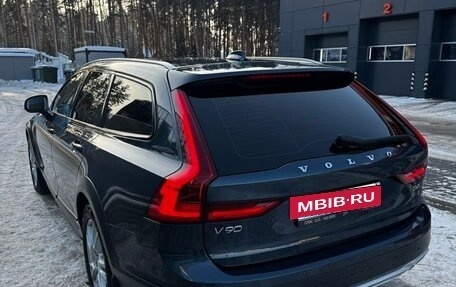 Volvo V90 Cross Country I рестайлинг, 2019 год, 2 999 999 рублей, 8 фотография