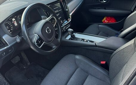 Volvo V90 Cross Country I рестайлинг, 2019 год, 2 999 999 рублей, 15 фотография