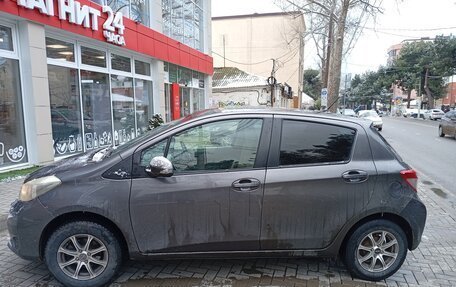 Toyota Vitz, 2011 год, 700 000 рублей, 8 фотография