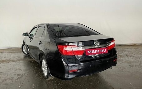 Toyota Camry, 2014 год, 1 700 000 рублей, 4 фотография