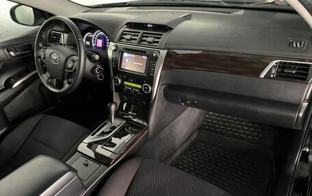 Toyota Camry, 2014 год, 1 700 000 рублей, 11 фотография