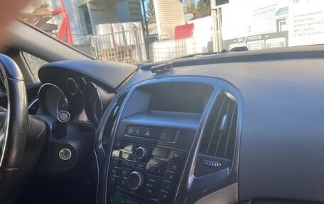 Opel Astra J, 2013 год, 1 100 000 рублей, 11 фотография