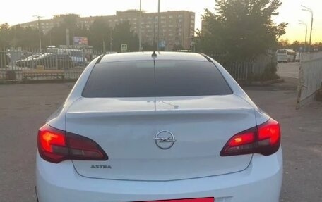 Opel Astra J, 2013 год, 1 100 000 рублей, 10 фотография