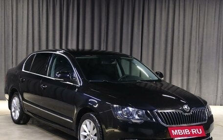 Skoda Superb III рестайлинг, 2014 год, 1 049 000 рублей, 3 фотография