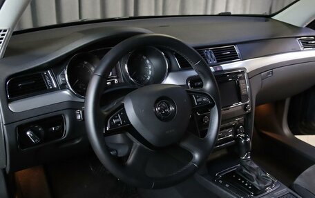 Skoda Superb III рестайлинг, 2014 год, 1 049 000 рублей, 10 фотография