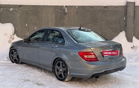 Mercedes-Benz C-Класс, 2013 год, 1 750 000 рублей, 6 фотография