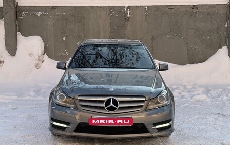 Mercedes-Benz C-Класс, 2013 год, 1 750 000 рублей, 2 фотография