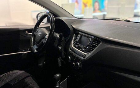 Hyundai Solaris II рестайлинг, 2017 год, 1 035 000 рублей, 9 фотография