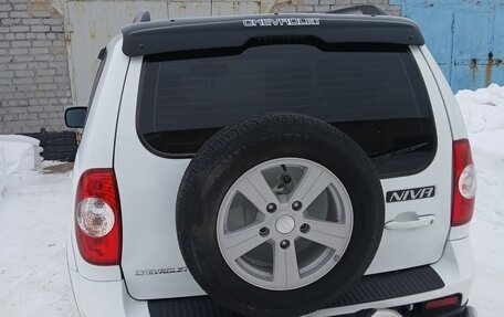 Chevrolet Niva I рестайлинг, 2014 год, 800 000 рублей, 3 фотография