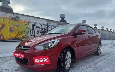 Hyundai Solaris II рестайлинг, 2012 год, 940 000 рублей, 2 фотография