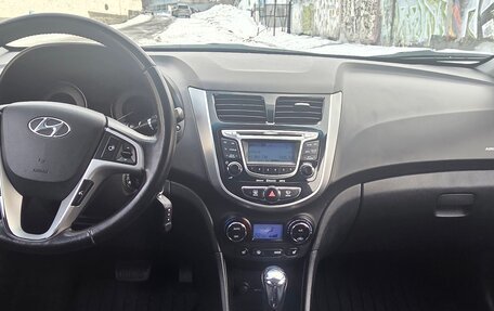 Hyundai Solaris II рестайлинг, 2012 год, 940 000 рублей, 8 фотография