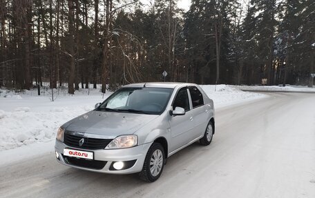 Renault Logan I, 2012 год, 395 000 рублей, 2 фотография