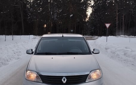 Renault Logan I, 2012 год, 395 000 рублей, 3 фотография