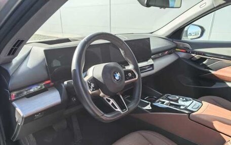 BMW 5 серия, 2024 год, 7 599 000 рублей, 3 фотография