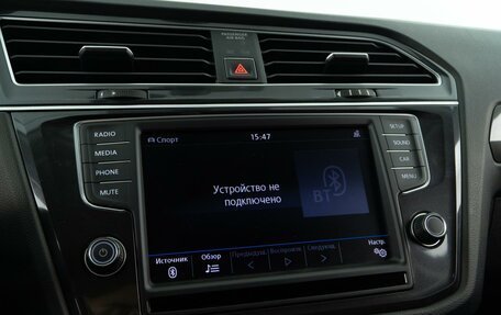 Volkswagen Tiguan II, 2017 год, 2 498 444 рублей, 25 фотография