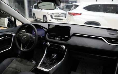 Toyota RAV4, 2025 год, 4 200 000 рублей, 13 фотография