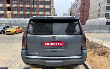 Cadillac Escalade IV, 2016 год, 3 900 000 рублей, 10 фотография