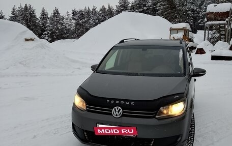 Volkswagen Touran III, 2012 год, 730 000 рублей, 8 фотография
