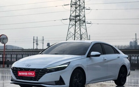 Hyundai Elantra, 2022 год, 1 500 000 рублей, 1 фотография