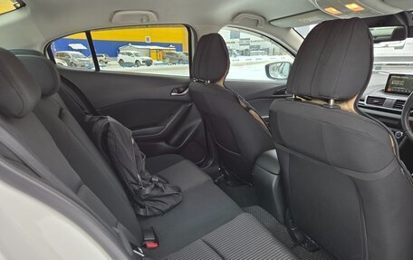 Mazda Axela, 2015 год, 1 270 000 рублей, 21 фотография