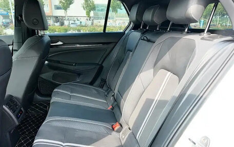 Volkswagen Golf VIII, 2022 год, 2 090 000 рублей, 10 фотография