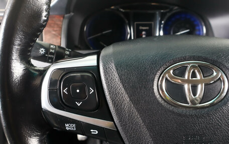 Toyota Camry, 2017 год, 2 099 000 рублей, 18 фотография