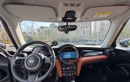 MINI Hatch, 2022 год, 2 300 000 рублей, 4 фотография