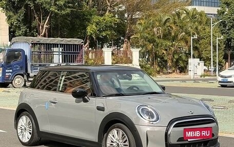 MINI Hatch, 2022 год, 2 300 000 рублей, 3 фотография