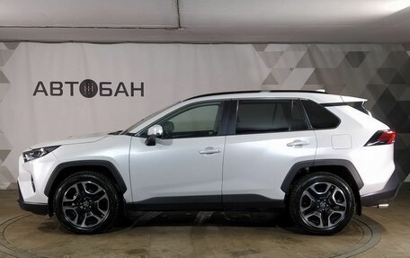 Toyota RAV4, 2020 год, 3 874 000 рублей, 4 фотография
