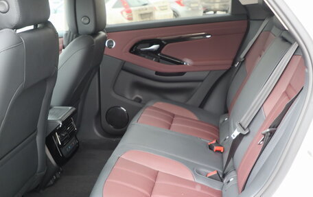 Land Rover Range Rover Evoque II, 2025 год, 6 150 000 рублей, 19 фотография