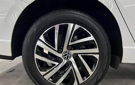 Volkswagen Lavida, 2023 год, 1 500 999 рублей, 18 фотография