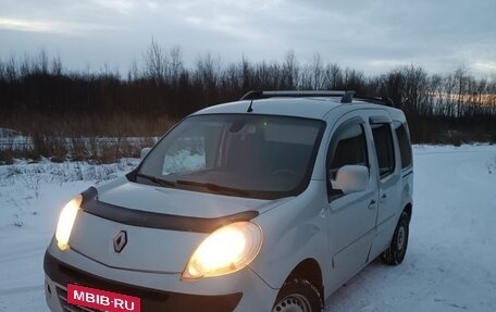 Renault Kangoo II рестайлинг, 2012 год, 700 000 рублей, 6 фотография