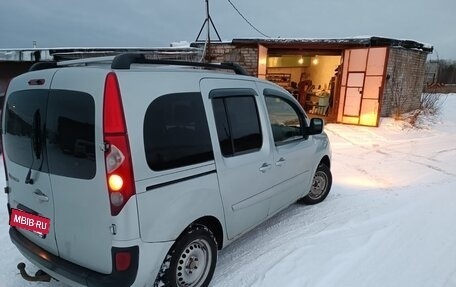 Renault Kangoo II рестайлинг, 2012 год, 700 000 рублей, 14 фотография