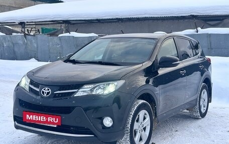 Toyota RAV4, 2013 год, 2 100 000 рублей, 2 фотография