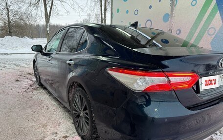 Toyota Camry, 2020 год, 2 600 000 рублей, 1 фотография