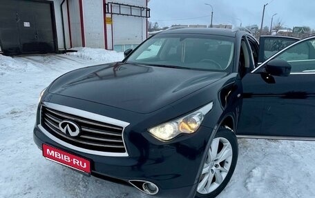 Infiniti QX70, 2015 год, 2 950 000 рублей, 1 фотография