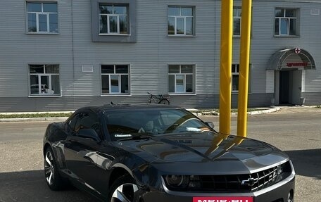 Chevrolet Camaro IV, 2011 год, 1 950 000 рублей, 3 фотография