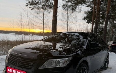 Toyota Camry, 2012 год, 1 600 000 рублей, 2 фотография