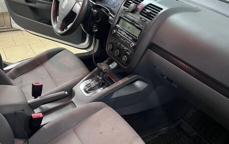 Volkswagen Jetta VI, 2009 год, 550 000 рублей, 2 фотография